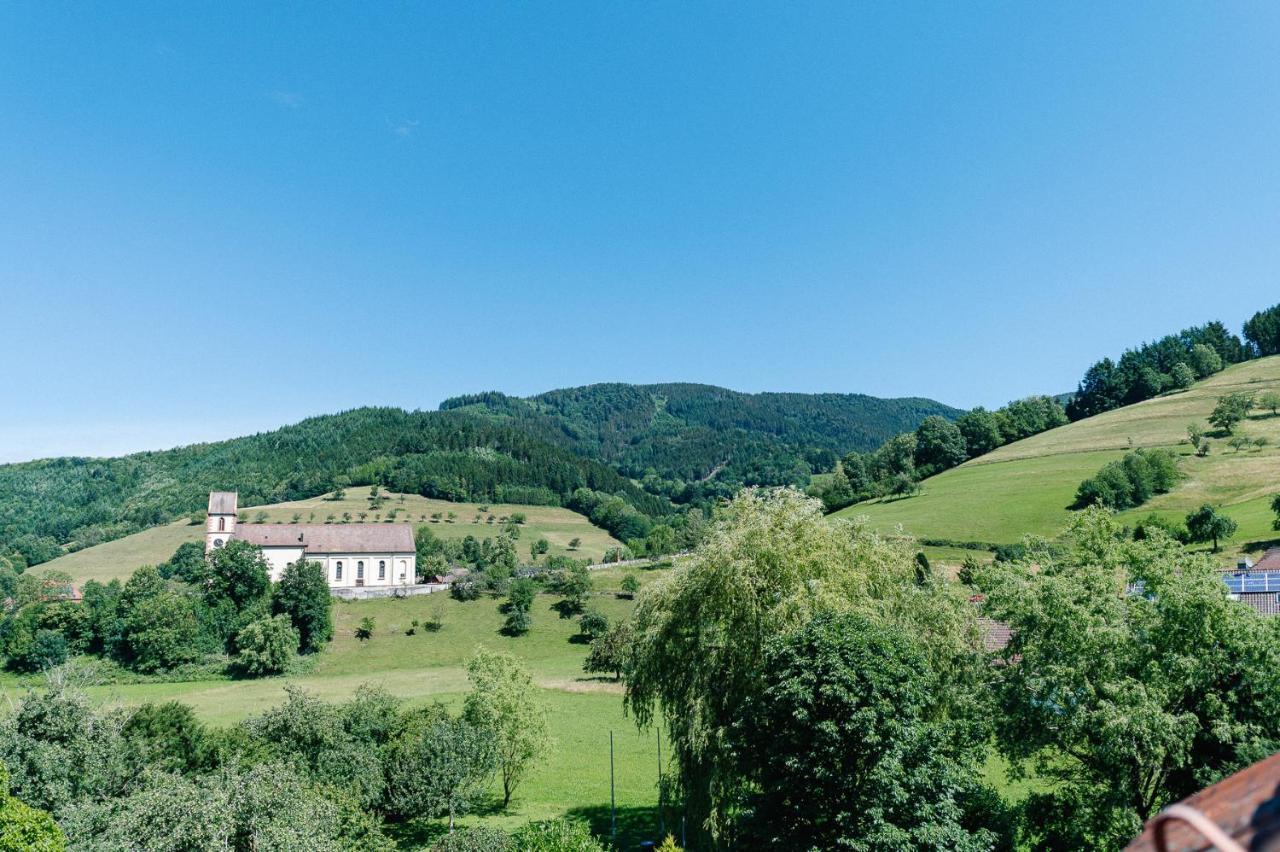 Ferienwohnung Rustikale 3 Zi.-FeWo 70 qm Nähe Freiburg Simonswald Exterior foto